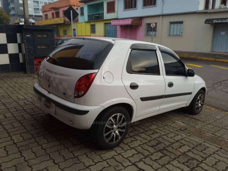 CHEVROLET - CELTA - 2005/2006 - Branca - Sob Consulta