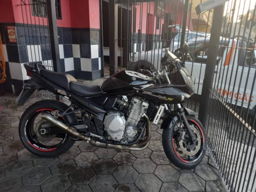 SUZUKI - BANDIT - 2011/2011 - Preta - R$ 33.000,00
