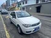 FIAT - PALIO - 2005/2006 - Branca - R$ 26.000,00