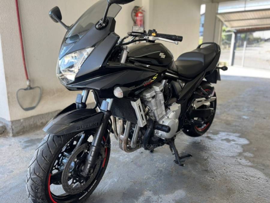 SUZUKI - BANDIT - 2011/2011 - Preta - R$ 33.000,00