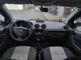 FORD - FIESTA - 2007/2008 - Prata - R$ 23.000,00